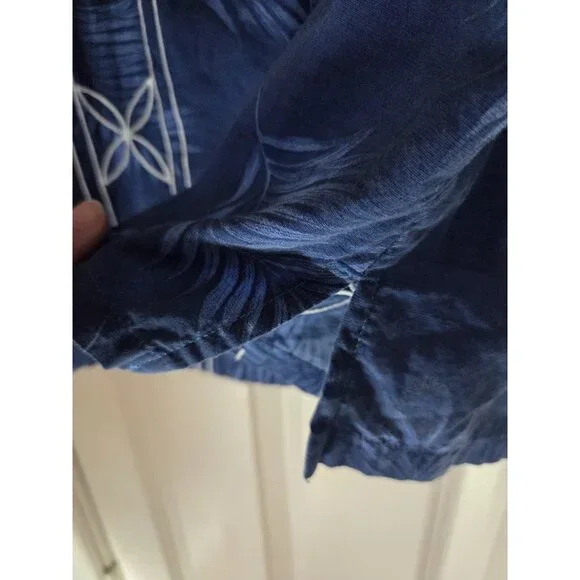 Island Republic Hawaiian Men's Embroidered Blue White Palm Print Buttoned XXL - Picture 3 of 6